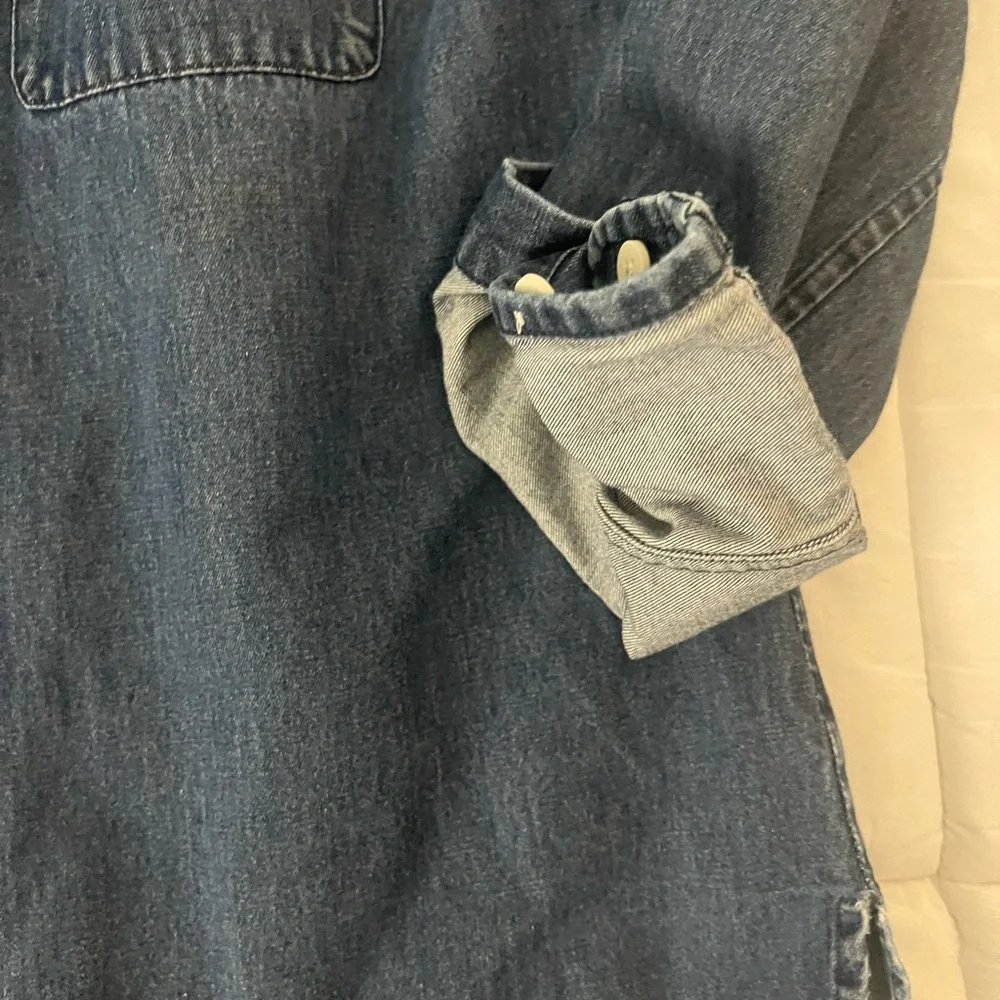 Kate Spade Casual Denim Button up Shirt. Size 6 - Picture 3 of 8